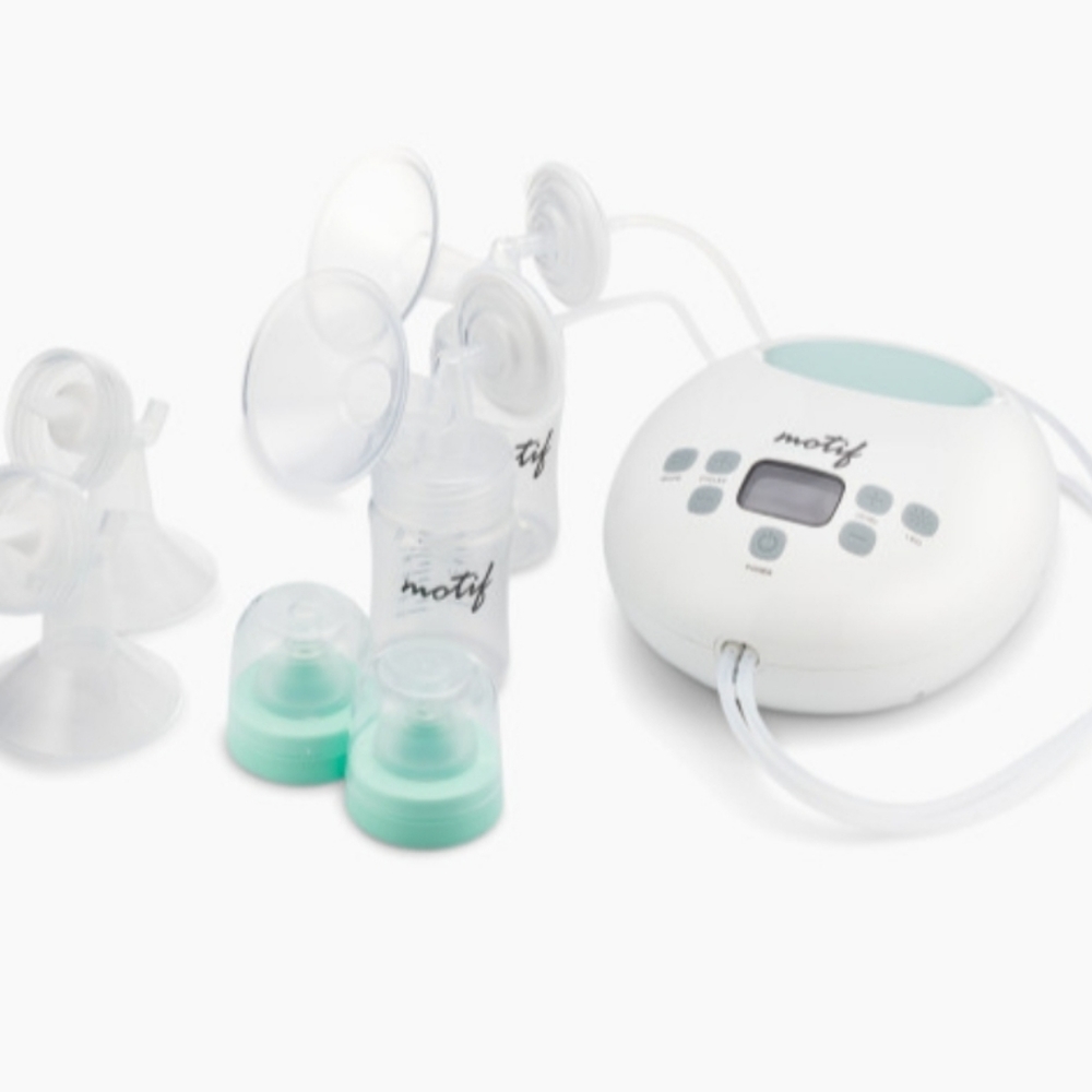 Motif Luna Breast Pump NEVER OPENED